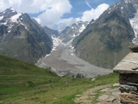 Glacier du Miage vu depuis l’Arp Vieille (alt. 2.073 m)