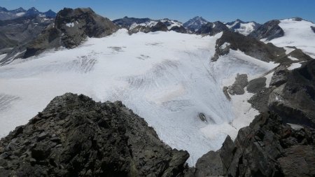 [Sud-Est] Le plateau glaciaire commun aux glaciers de Goletta (côté italien) et de Rhêmes-Golette (côté français)