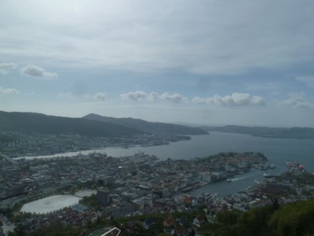 Le centre-ville de Bergen depuis le point de vue de Fløyen.