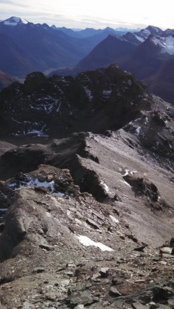 Couloir de descente vers les  Arses, vu depuis le «presque» sommet de l’Ouille Noire