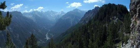 Le Val d’Escreins, vu du col de la Scie