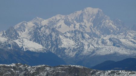 Beaufortain et massif du Mont Blanc.