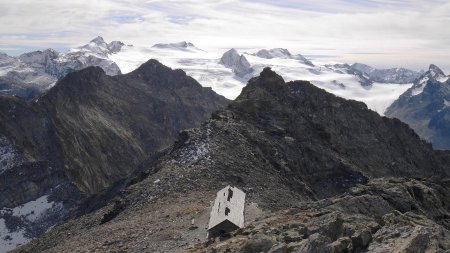 Ricovero Chabloz et sommet Sud du Mont Colmet.
