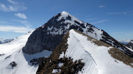 De l’antécime, vue sur le Dôme de Pouilly (sommet) et Mont Charvin