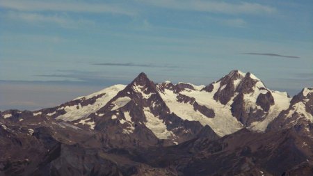 Aiguille des Glaciers (3817m) et Aiguille de Tré la Tête (3930m)