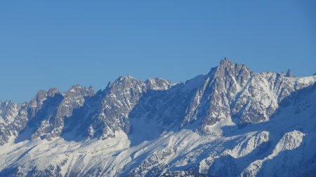Aiguilles de Chamonix, Aiguille du Plan, Aiguille du Midi.