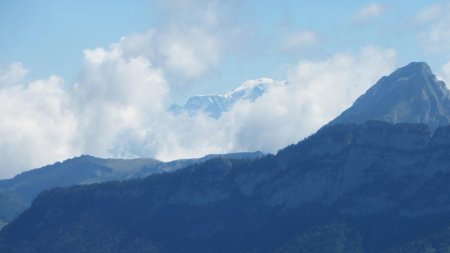 Le Mont Blanc joue à cache-cache