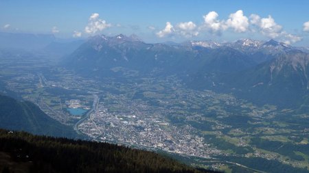 Combe de Savoie, Albertville et les Bauges