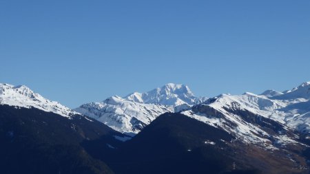 Regard vers le Mont Blanc