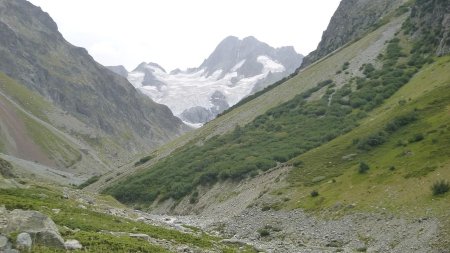 Apparition magique du Glacier de la Pilatte et des Bans