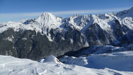 Une fois n’est pas coutume, le Mont Blanc n’est pas la ’vedette’ du paysage.