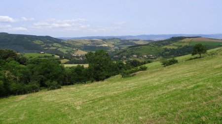Vers la vallée du Dorlay et les monts du Lyonnais.