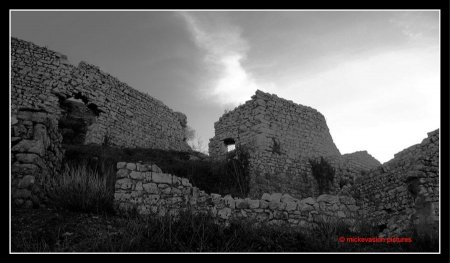 Ruines du château de Crussol