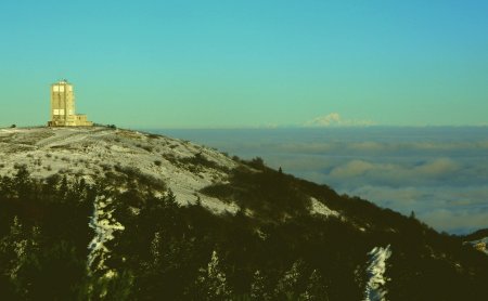 Le Crêt de Botte et le Mont Blanc.