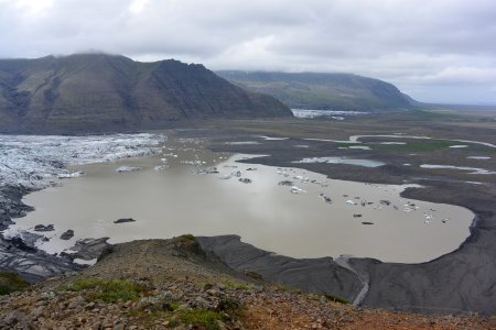 la lagune glaciaire depuis Snojarnipa.