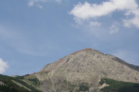 Voici le tracé approximatif de montée, sur une photo prise en juin 2014