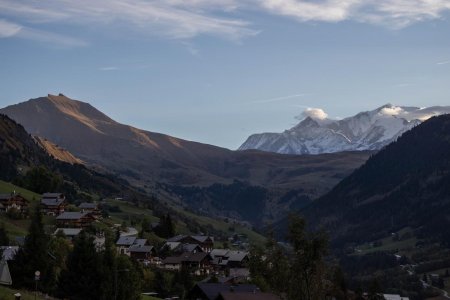 Aiguille Croche, Col du Joly et Mont Blanc, vus d’Hauteluce