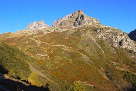 Du Col du Glandon, vue sur les Aiguilles de l’Argentière