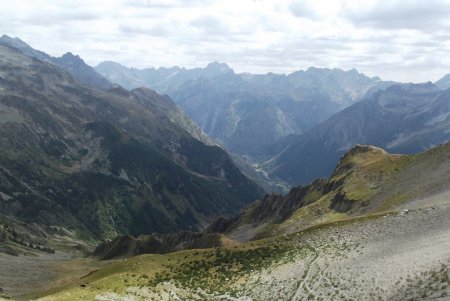 Du col, vue sur la vallée du Valgaudemar