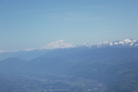 Mont Blanc dans la brume