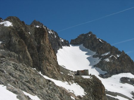 Refuge des Écrins (alt. 3170 m)