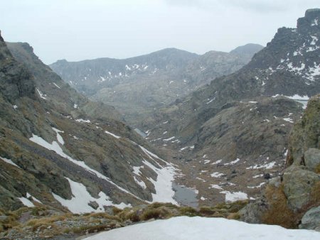 Vue du haut de la Baisse de Valmasque (2549m)