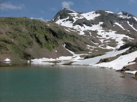Le lac Noir et la Pointe d’Archeboc à gauche.Le glacier d’Archeboc a quasiment disparu.