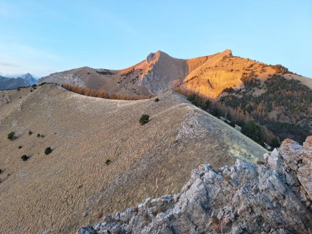 Pic de Courmian à gauche, Montagne de Chaudun et Pic de Gleize