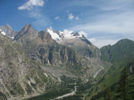 Mont Dolent (alt. 3.823 m)