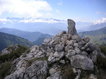 Massif du Mont Blanc depuis le sommet de Chalune