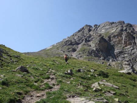Dans la montée vers le col de l’Aiguillette