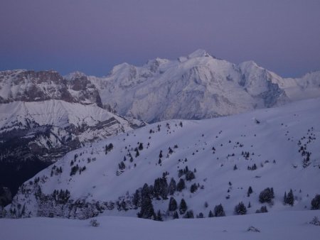 Le Mont Blanc, maintenant dans l’ombre...