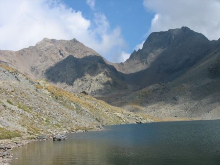 Lac du Grand Domènon (2.385 m) - Pic Couttet - Col de Freydane - Croix de Belledonne
