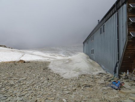 Le refuge au pied du glacier