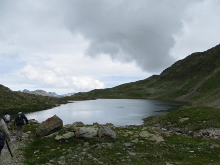 Le lac Blanc sous les nuages noirs