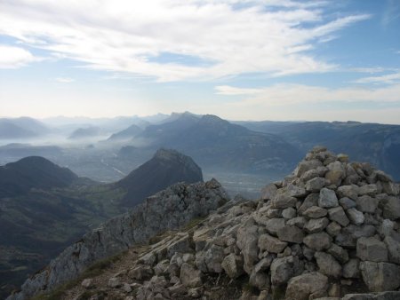 Grenoble et le Massif du Vercors vus du sommet