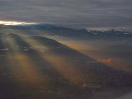 Rayons solaires matinaux sur Grenoble
