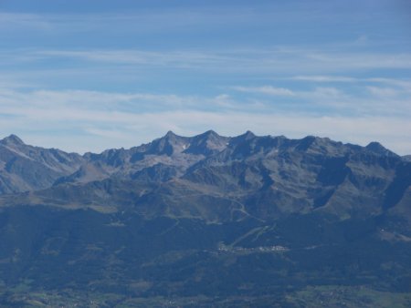Col de la Croix, Rocher Badon, Rocher Blanc, Pyramide, Pic de la Belle Etoile, Dent du Pra.