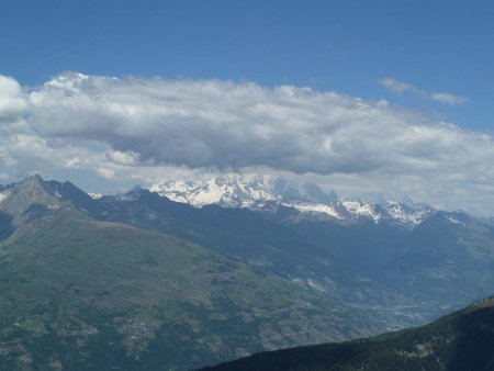 Le Mont Blanc, caché par les nuages de l’après-midi