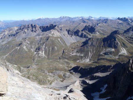 Arrivée au «collet de la clapière», avec vue sur le Mont Blanc au nord