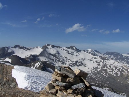 Méan Martin vue depuis le sommet du Pélaou Blanc.
