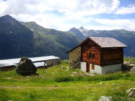 Chalet de Barneuza Alpage (2211m).