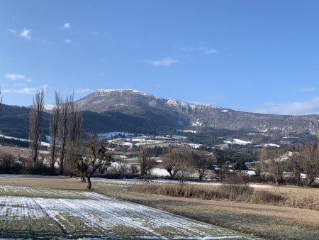 Montagne du Buc (vue de la route).