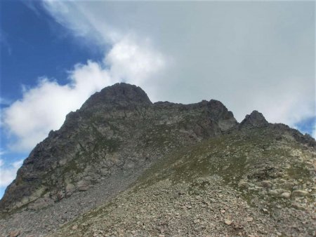  De la Baisse Montolivo, vue arrière sur le sommet Sud de la Chamineye.
