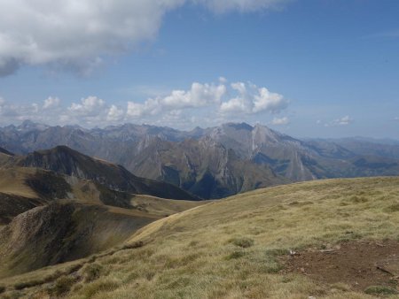  Palas, Pic du Midi d’Ossau puis au centre droit le Grand et le Petit Gabizos