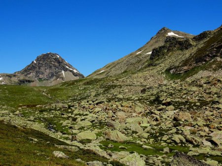 Bec de l’Ane et Mont de l’Arp Vieille.
