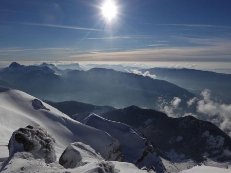Plein soleil sur les préalpes de Savoie.