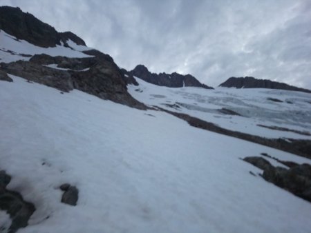Au pied du glacier le matin...
