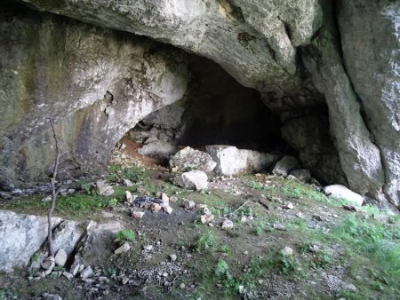 Grotte des Fours