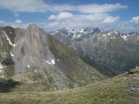 Les montagnes du Luchonnais, dominées par le Pic Perdiguère (3222m)